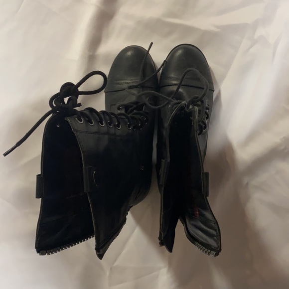Combat boots size 7 - Picture 2 of 4